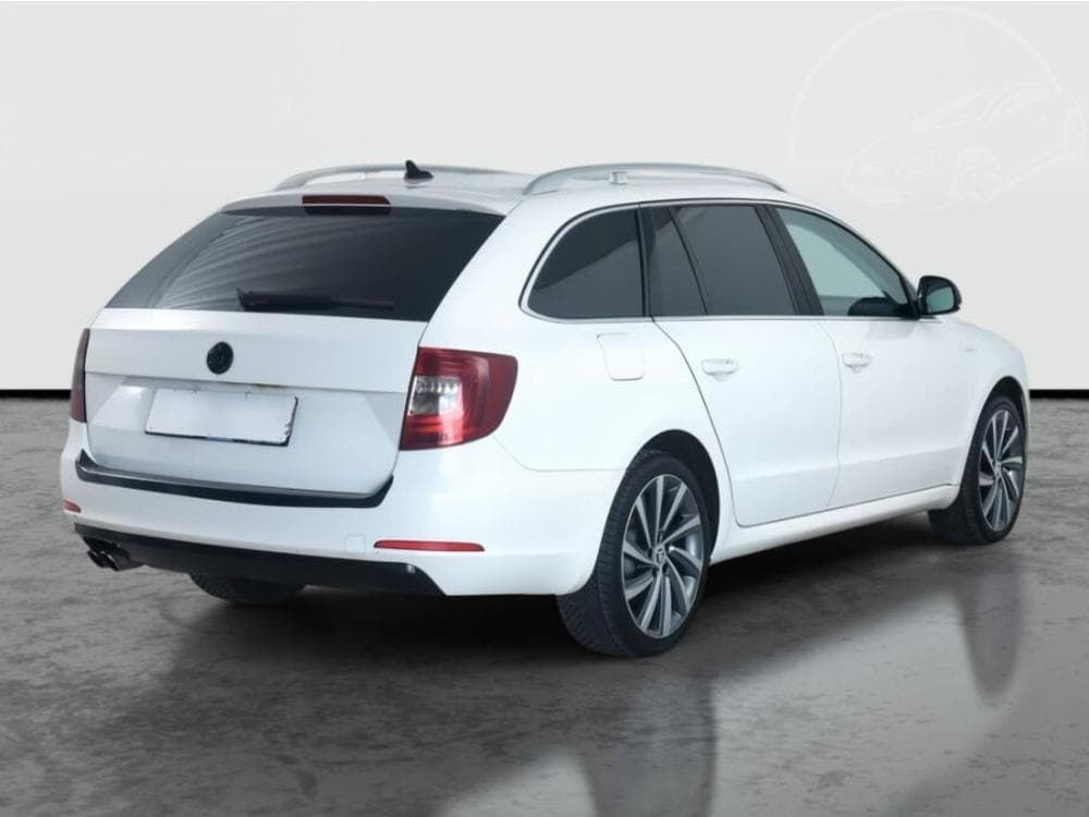 2014 Škoda SUPERB - 5