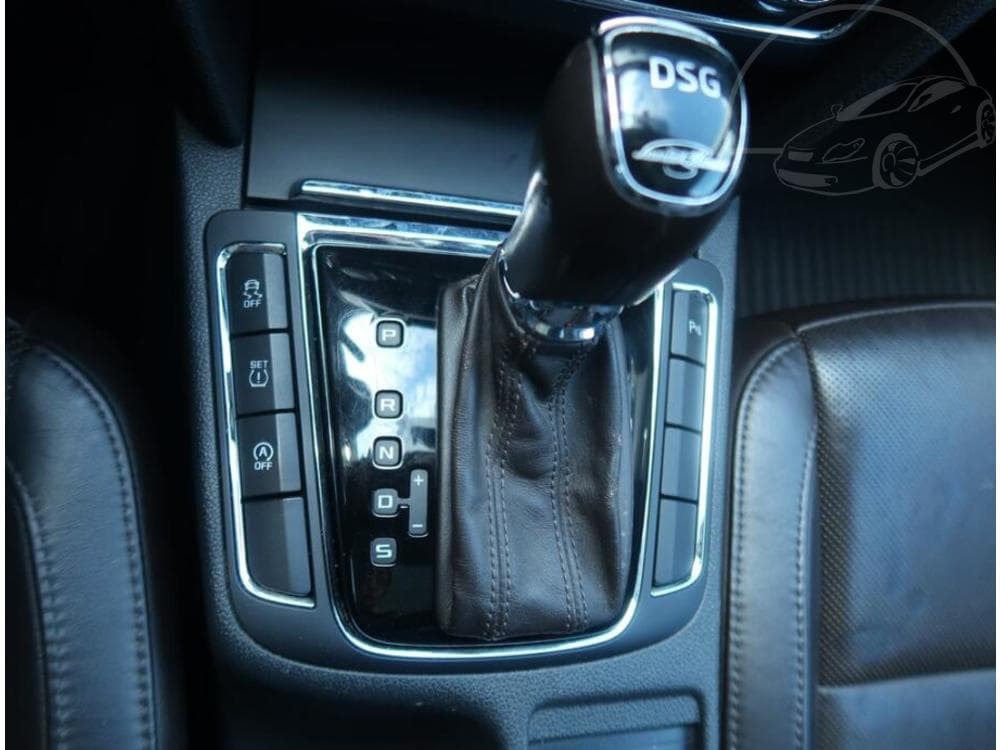 2014 Škoda SUPERB - 13