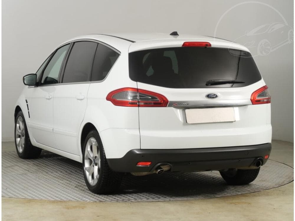 2011 Ford S-MAX - 7