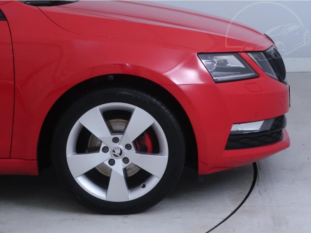 2018 Škoda OCTAVIA - 14