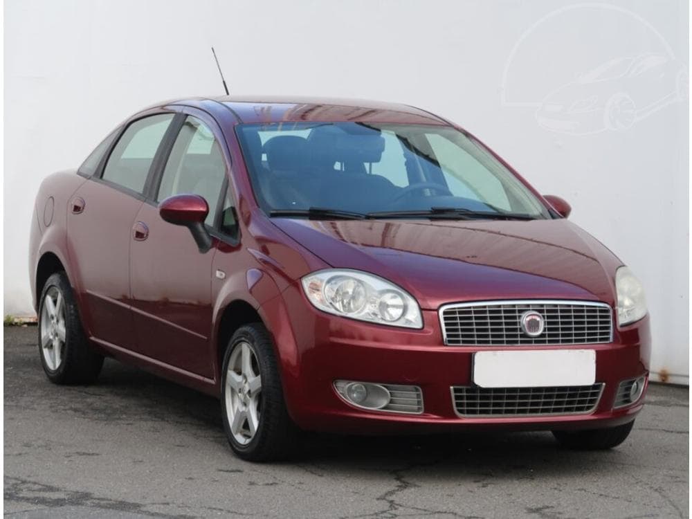 2010 Fiat LINEA
