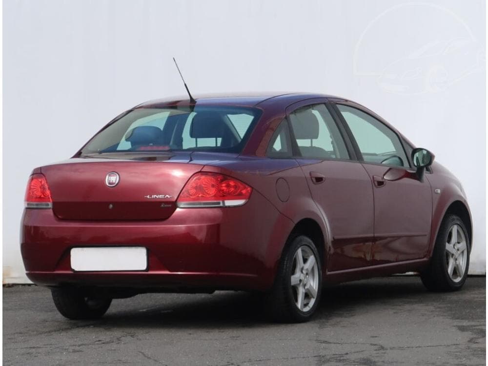 2010 Fiat LINEA - 9