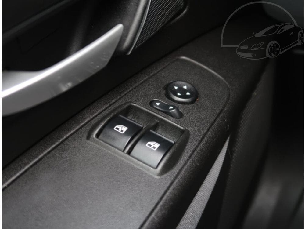 2010 Fiat LINEA - 29