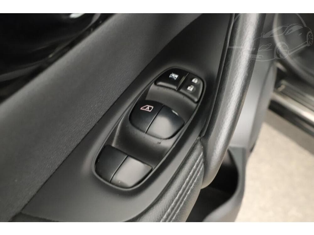 2016 Nissan QASHQAI - 23