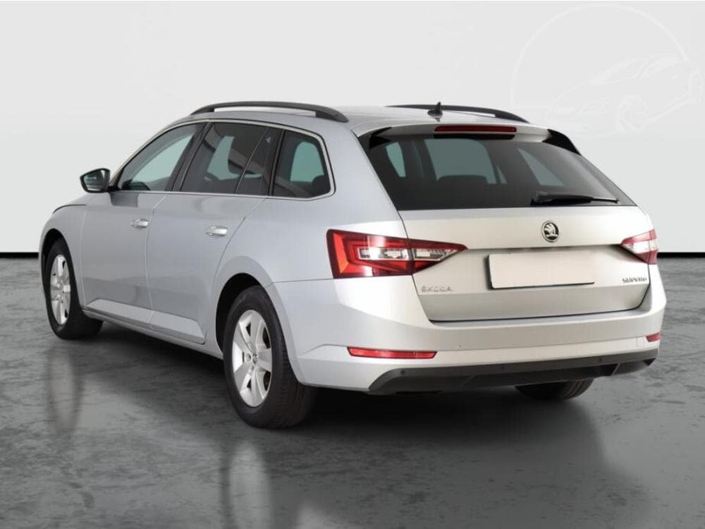 2018 Škoda SUPERB - 4