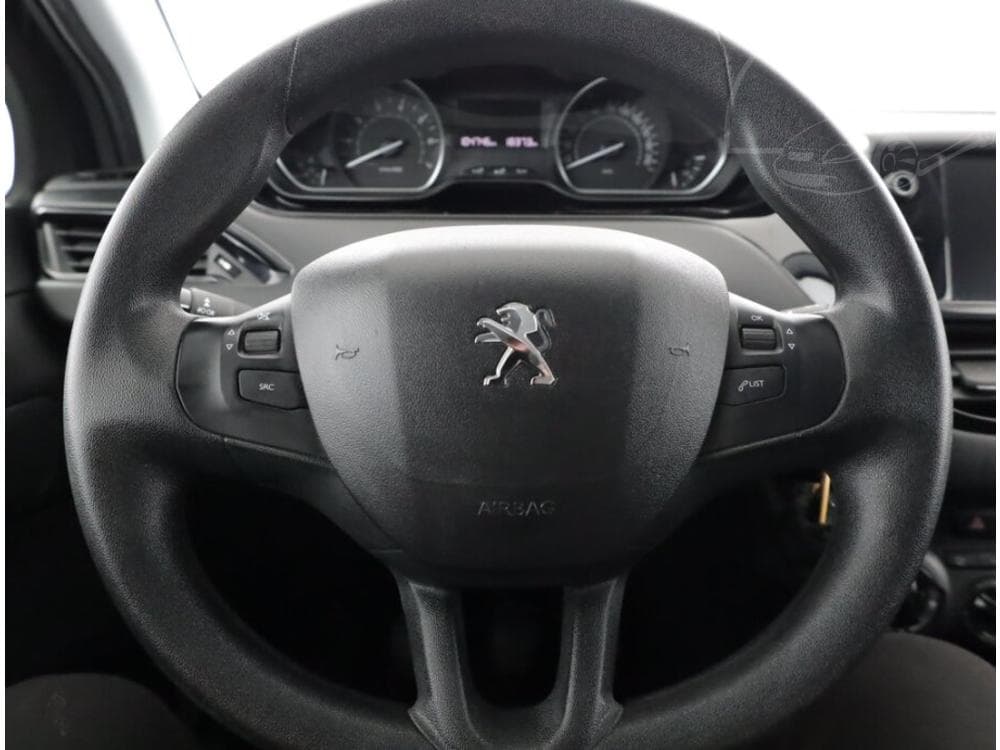 2019 Peugeot 208 - 15