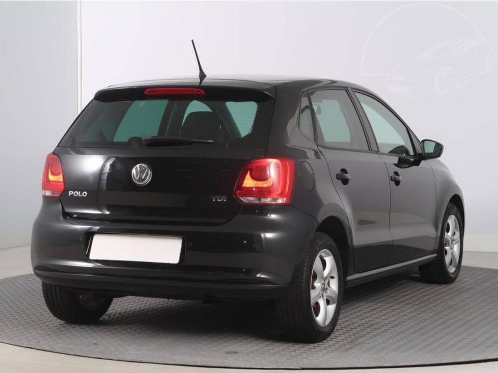 2012 Volkswagen POLO - 9