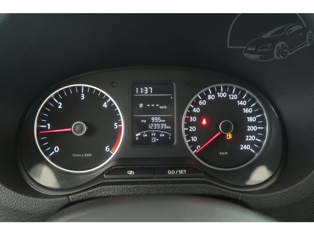 2012 Volkswagen POLO - 21