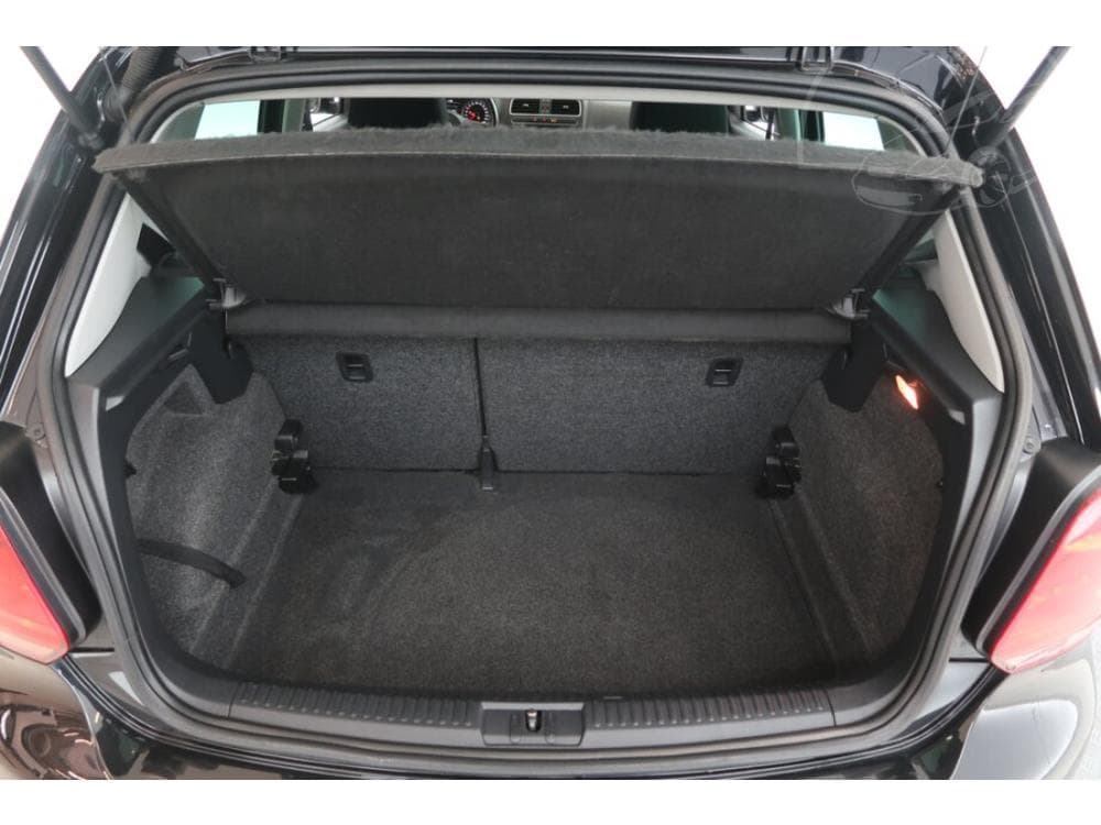 2012 Volkswagen POLO - 25