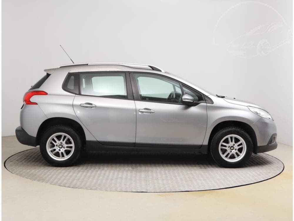 2016 Peugeot 2008 - 11