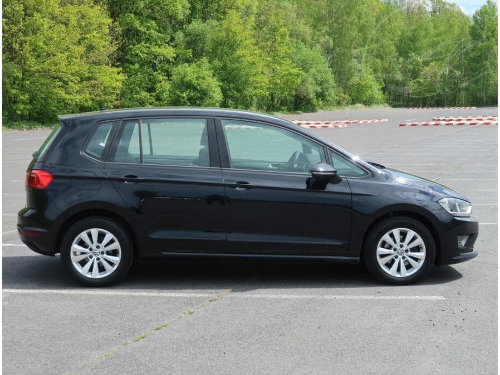 2015 Volkswagen GOLF - 11