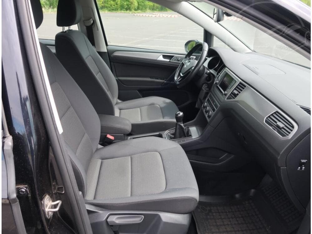 2015 Volkswagen GOLF - 17