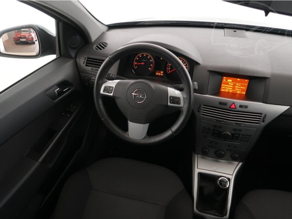 2012 Opel ASTRA - 7