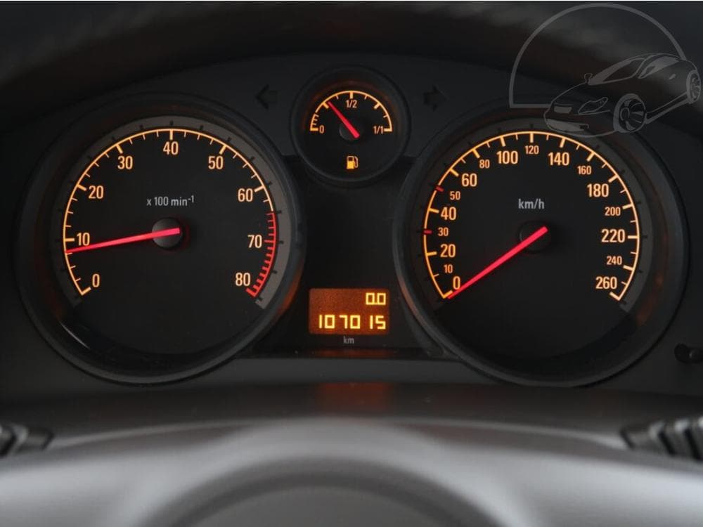 2012 Opel ASTRA - 11