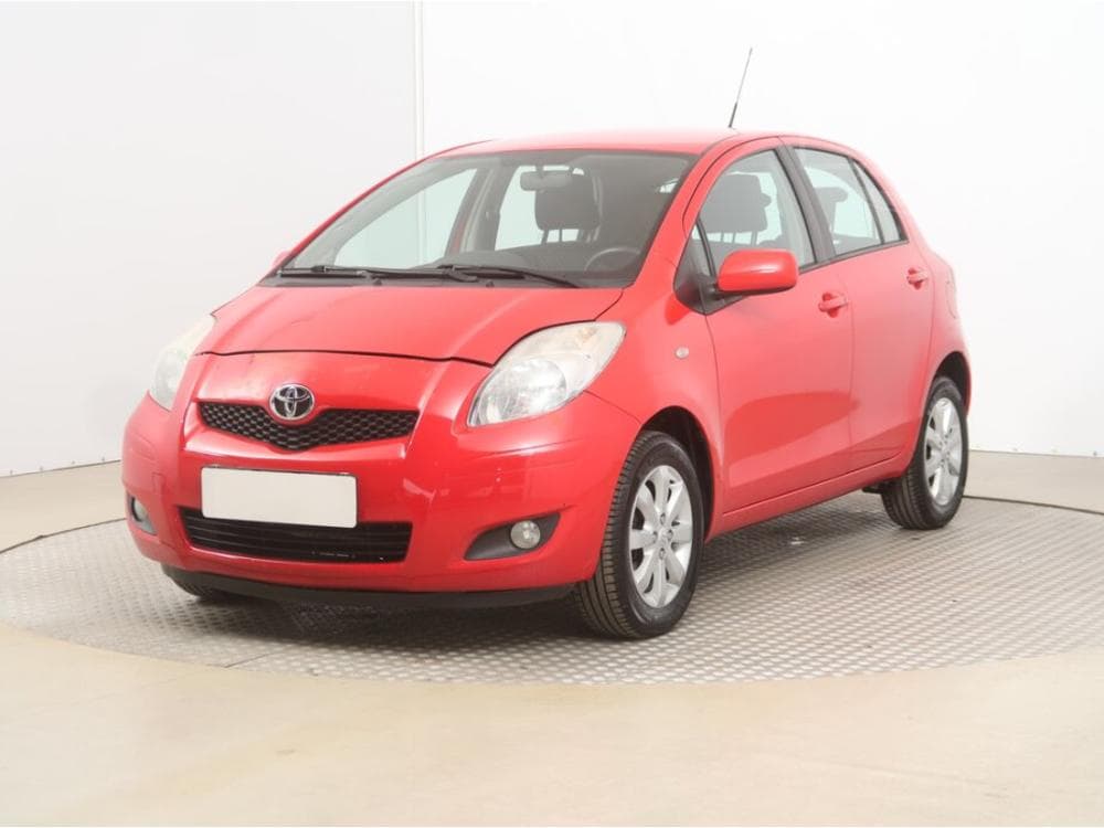 2010 Toyota YARIS - 2