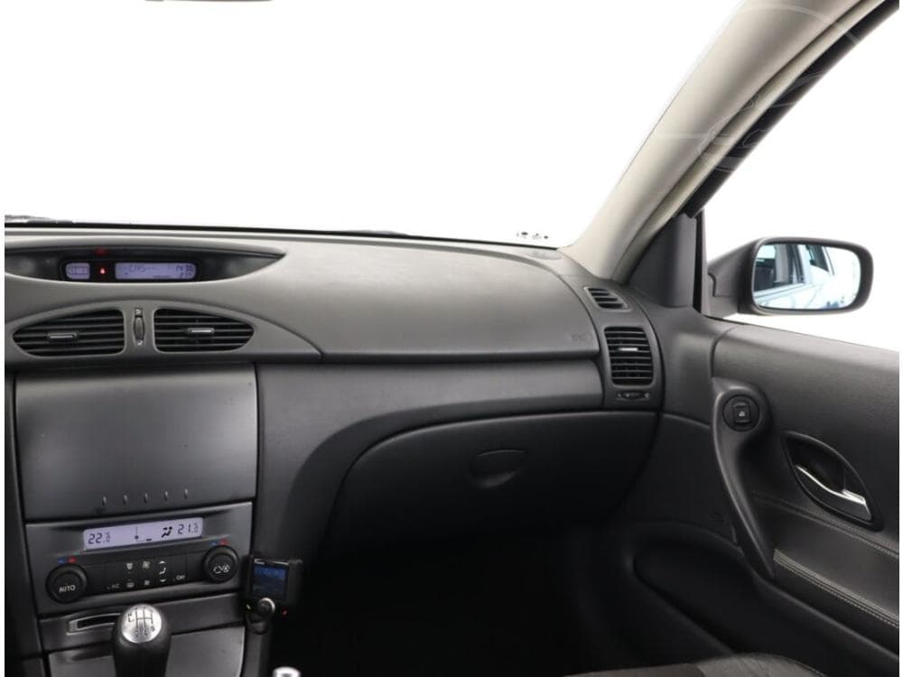 2004 Renault LAGUNA - 15