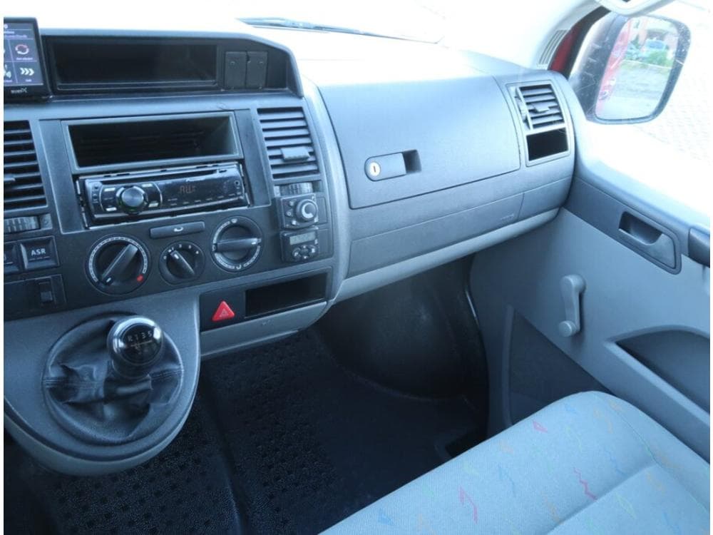 2004 Volkswagen TRANSPORTER - 8