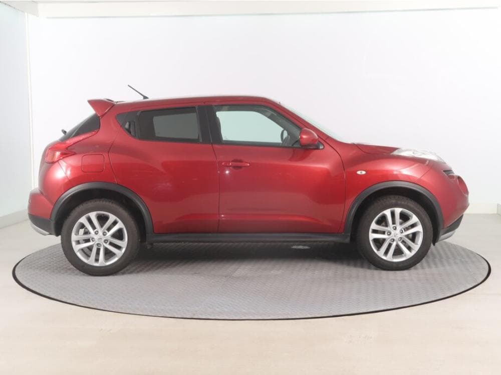 2013 Nissan JUKE - 11