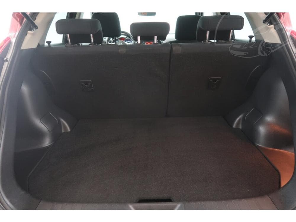 2013 Nissan JUKE - 27