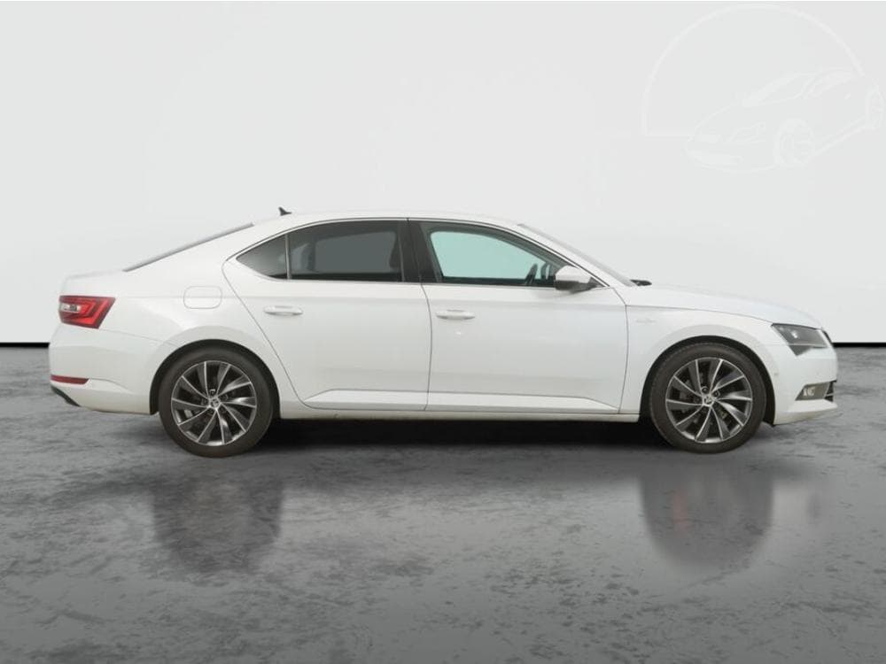 2015 Škoda SUPERB - 6