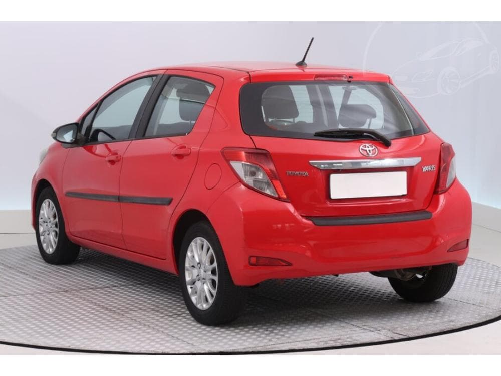 2012 Toyota YARIS - 4