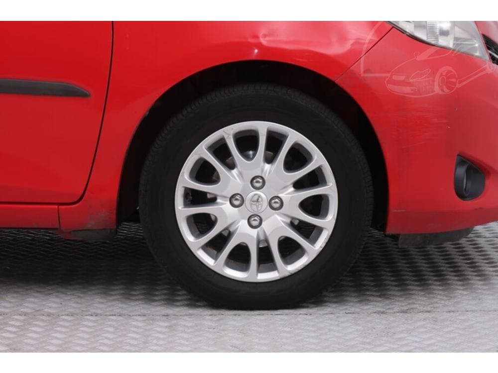 2012 Toyota YARIS - 14