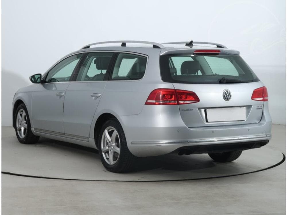 2014 Volkswagen PASSAT - 4