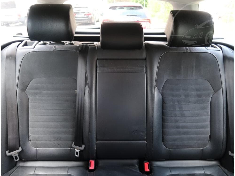 2014 Volkswagen PASSAT - 10