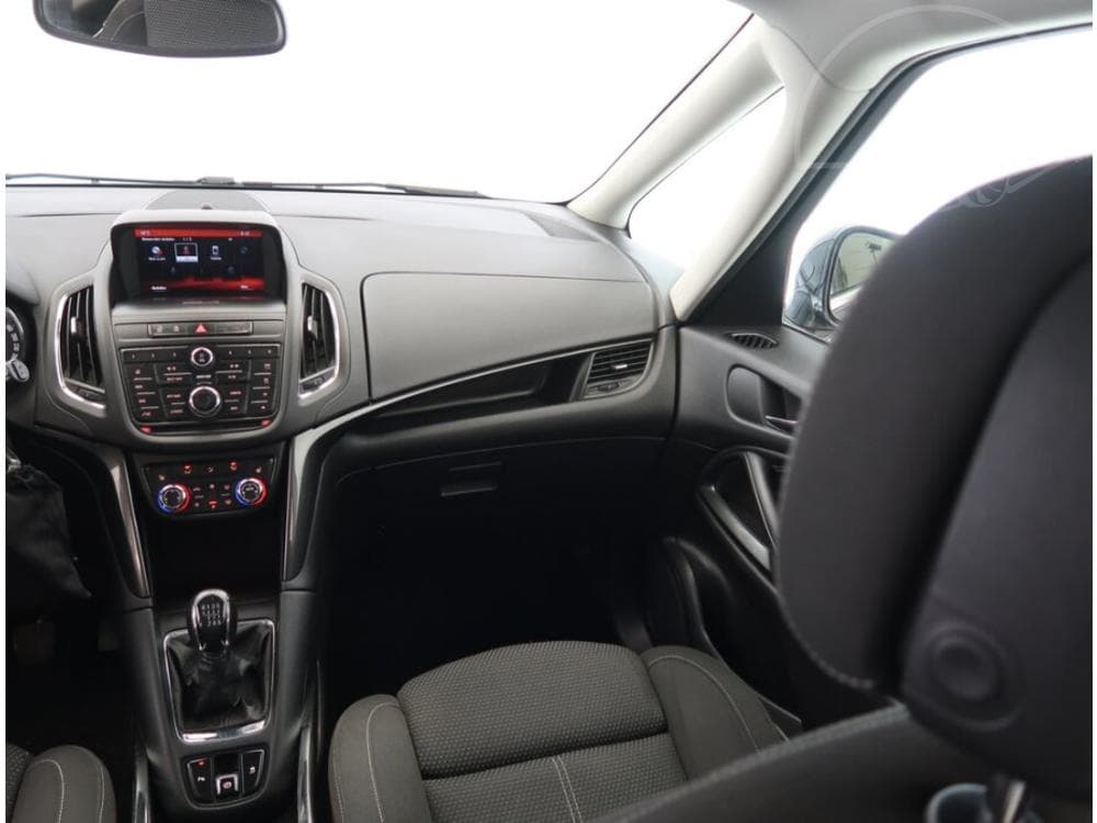 2015 Opel ZAFIRA - 15