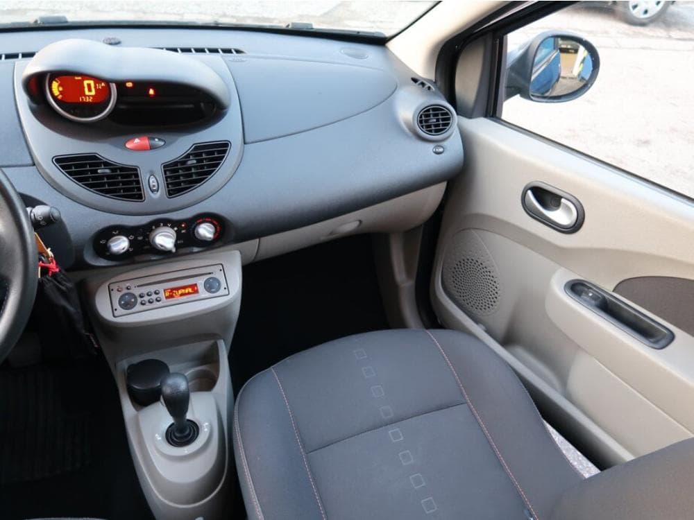 2008 Renault TWINGO - 15