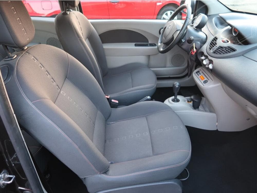 2008 Renault TWINGO - 17
