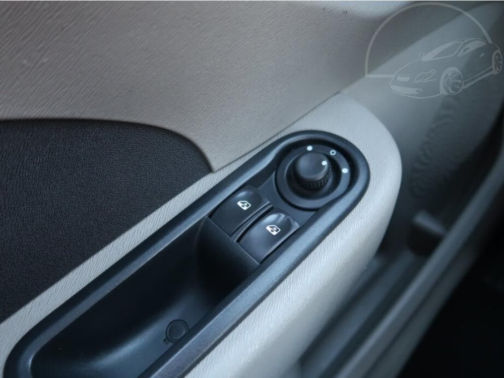 2008 Renault TWINGO - 25