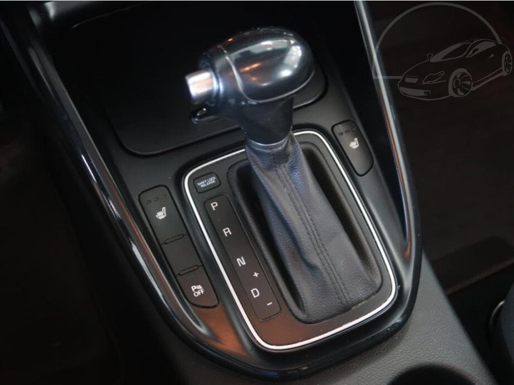2015 Kia CARENS - 25