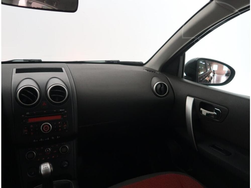 2008 Nissan QASHQAI - 8