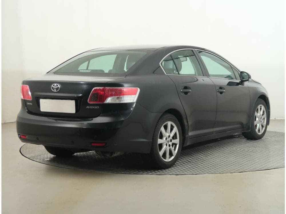 2010 Toyota AVENSIS - 13