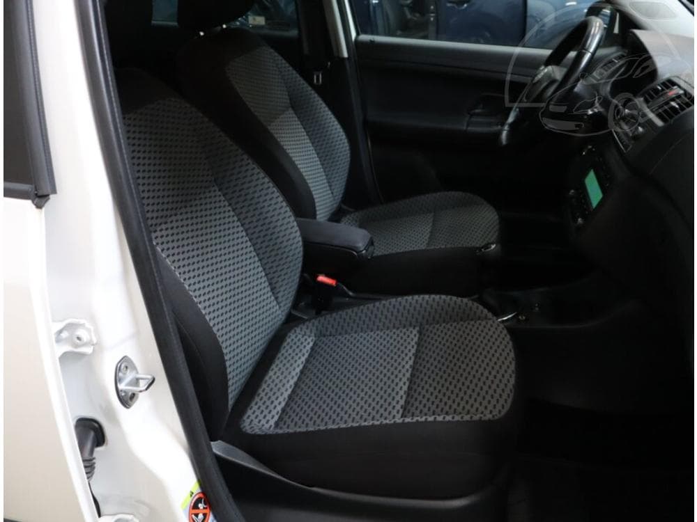 2012 Škoda FABIA - 9