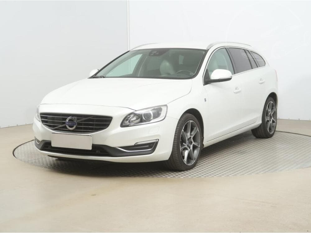 2015 Volvo V60 - 3