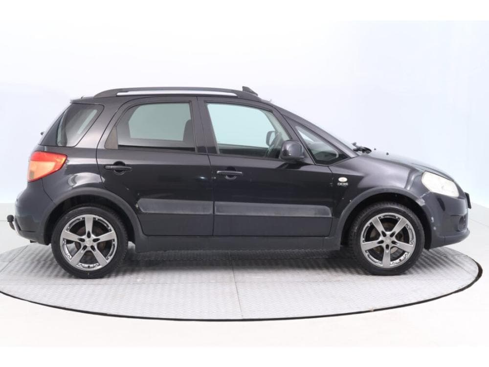 2007 Suzuki SX4 - 11