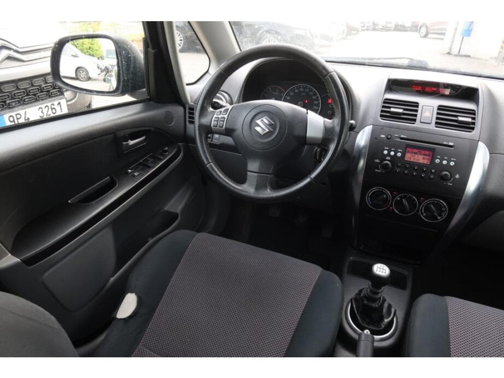 2007 Suzuki SX4 - 13