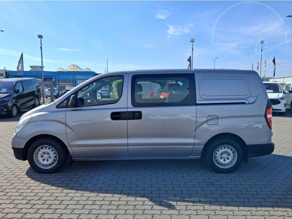 2011 Hyundai H-1 - 5
