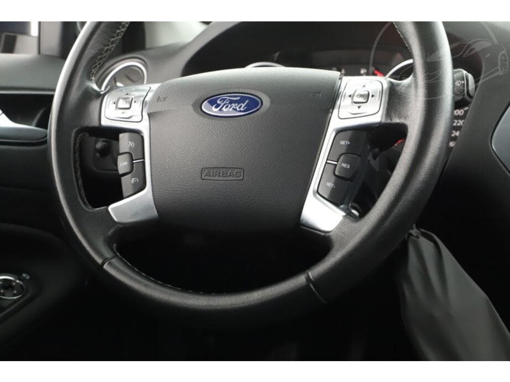 2013 Ford MONDEO - 8