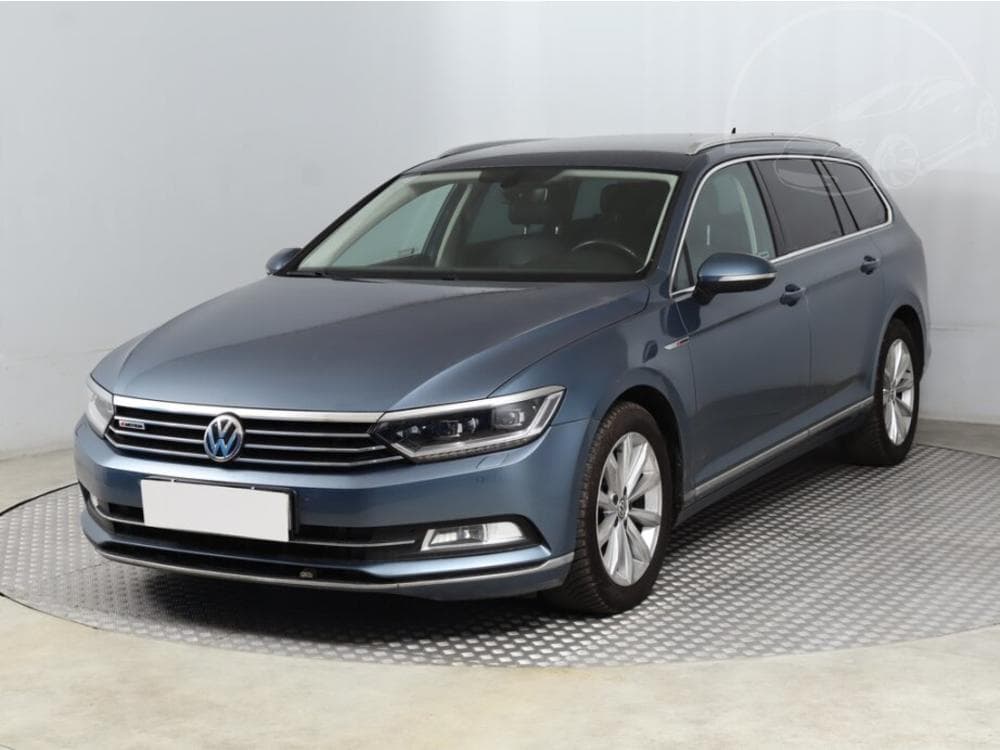 2015 Volkswagen PASSAT - 3