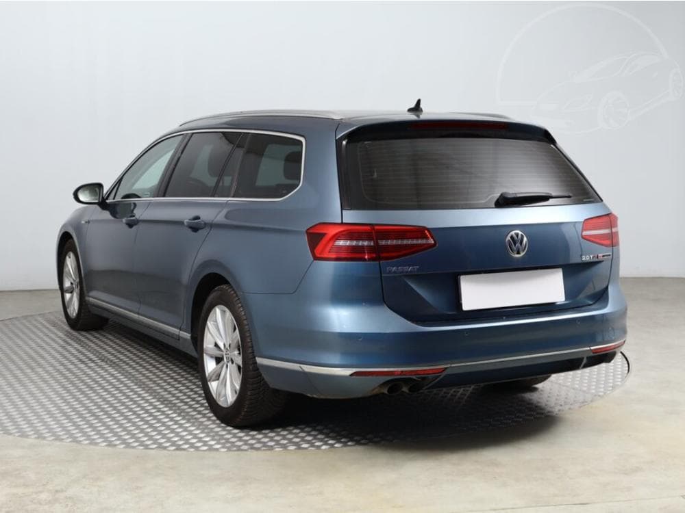 2015 Volkswagen PASSAT - 7