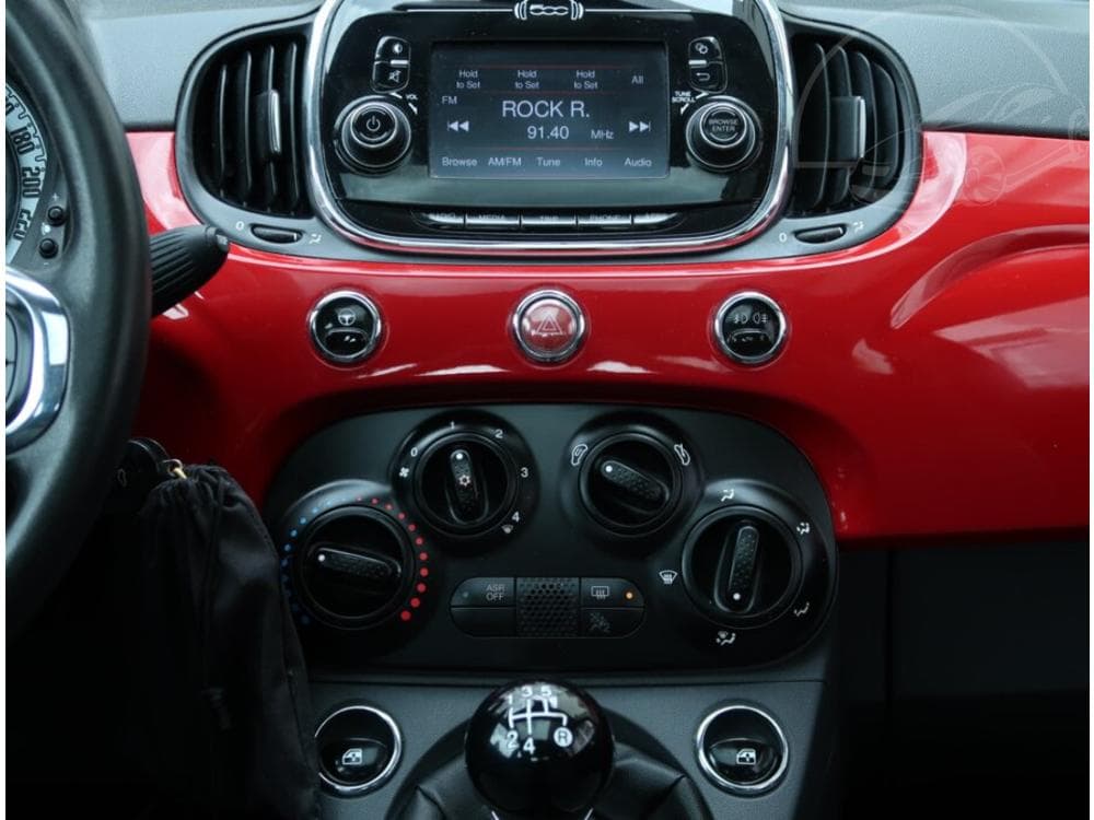 2015 Fiat 500 - 23