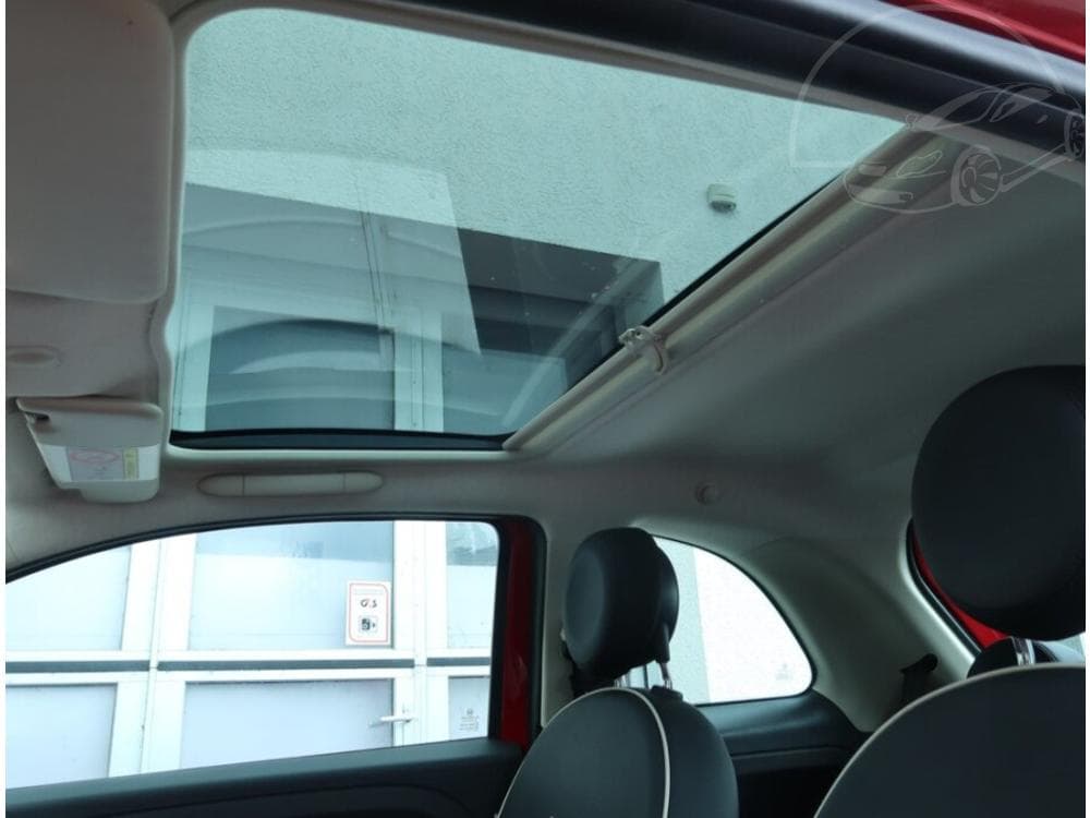 2015 Fiat 500 - 29