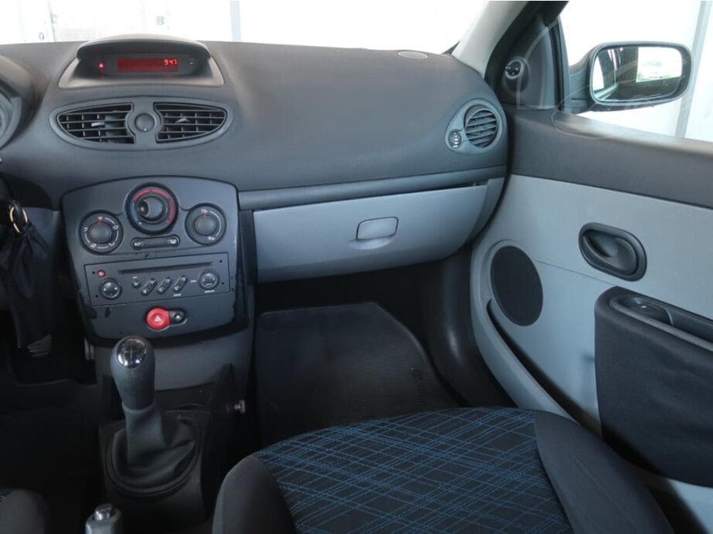 2007 Renault CLIO - 15