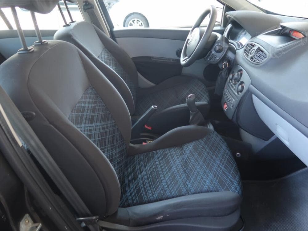 2007 Renault CLIO - 17