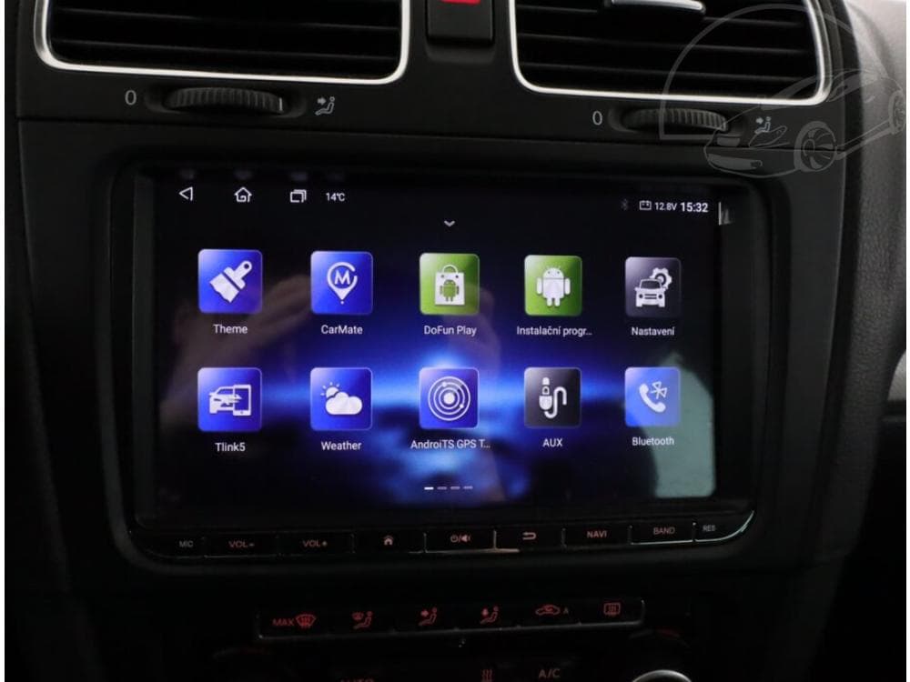 2012 Volkswagen GOLF - 23