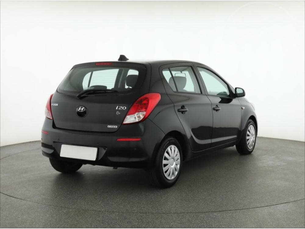 2013 Hyundai i20 - 5
