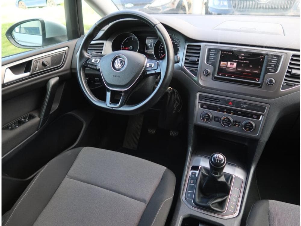 2015 Volkswagen GOLF - 13